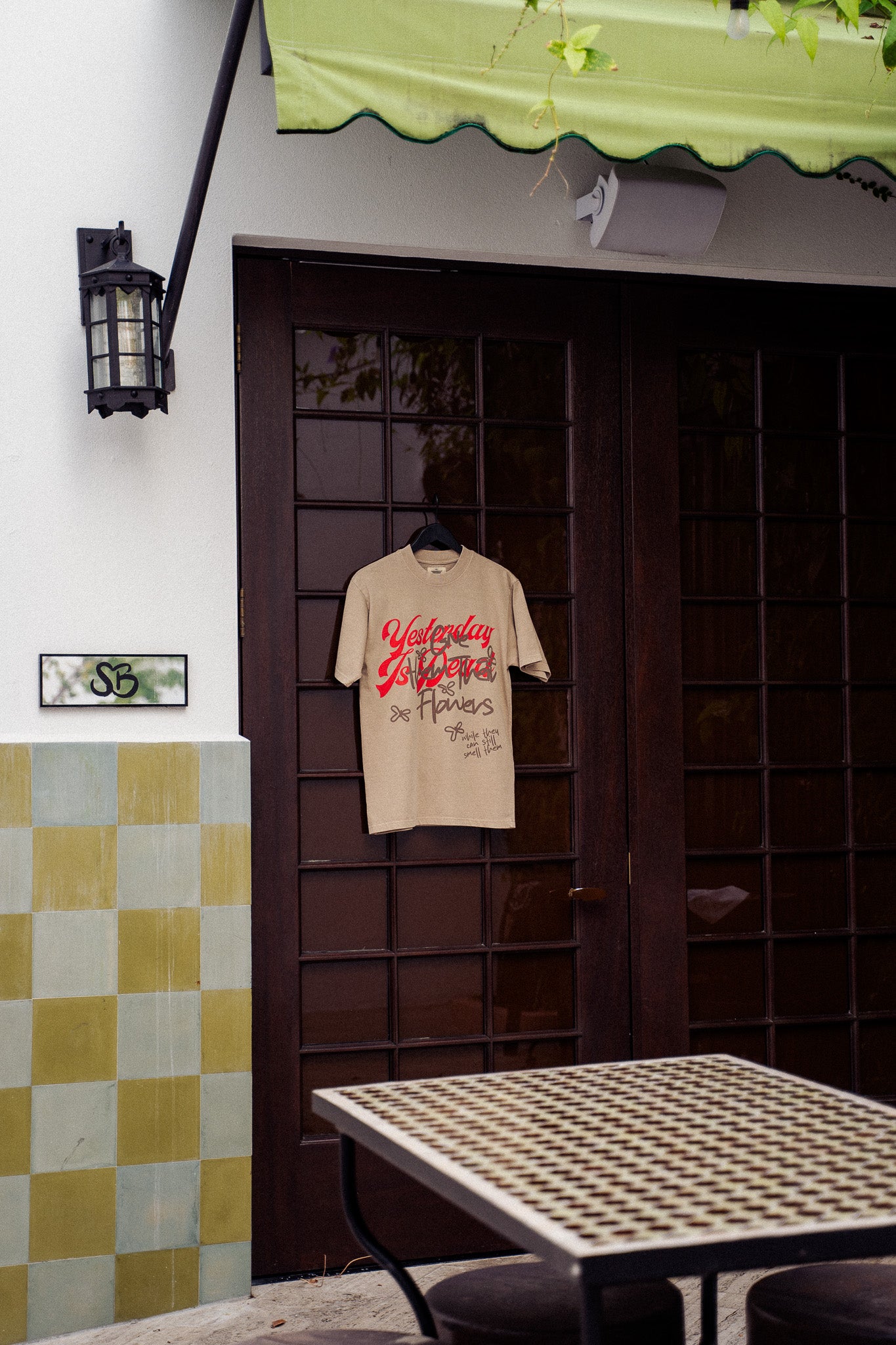 Quote Tee Sand