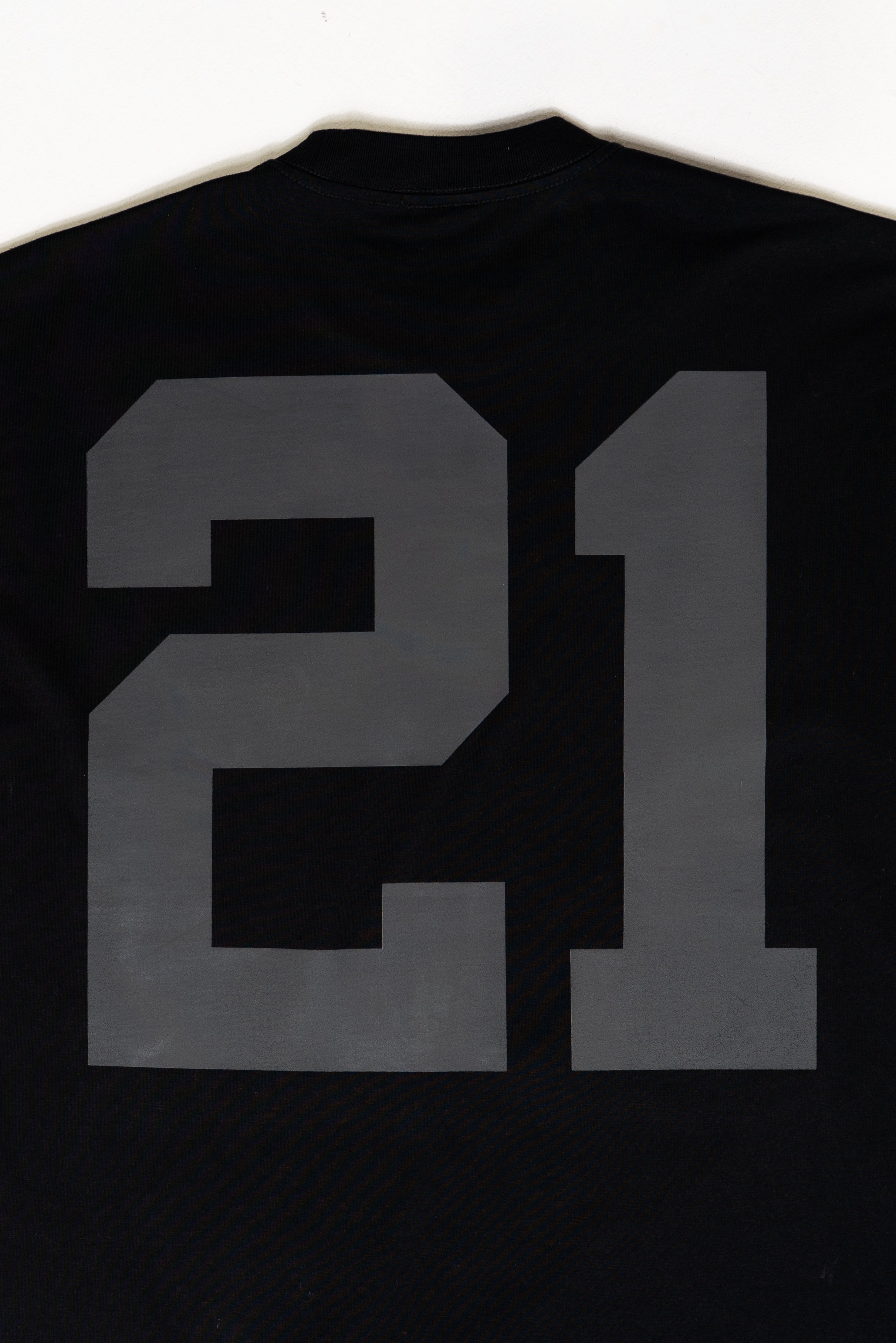 Labor Tee Black